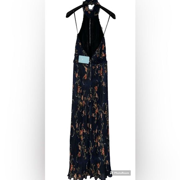 We Are Kindred Adele Jumpsuit Navy pleated chiffon floral print halter neck US 4 - Picture 3 of 14